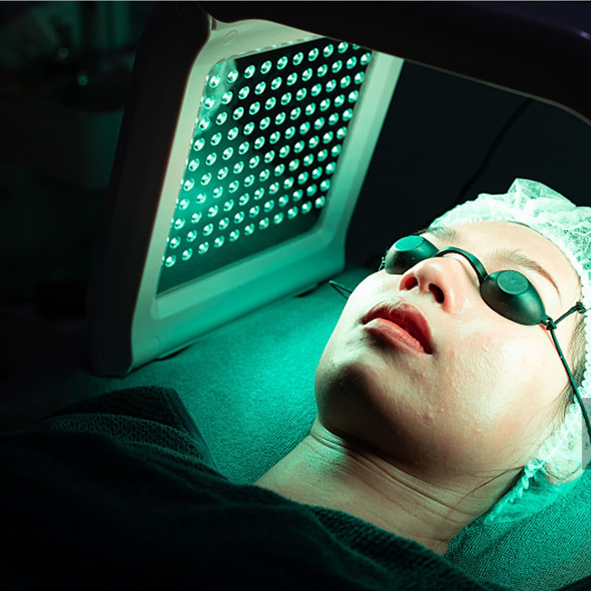 LED Light Facial Therapy Mask 7 in 1